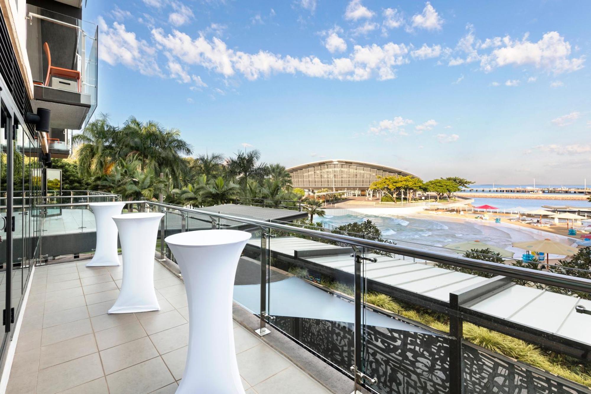 Vibe Hotel Darwin Waterfront Exteriör bild