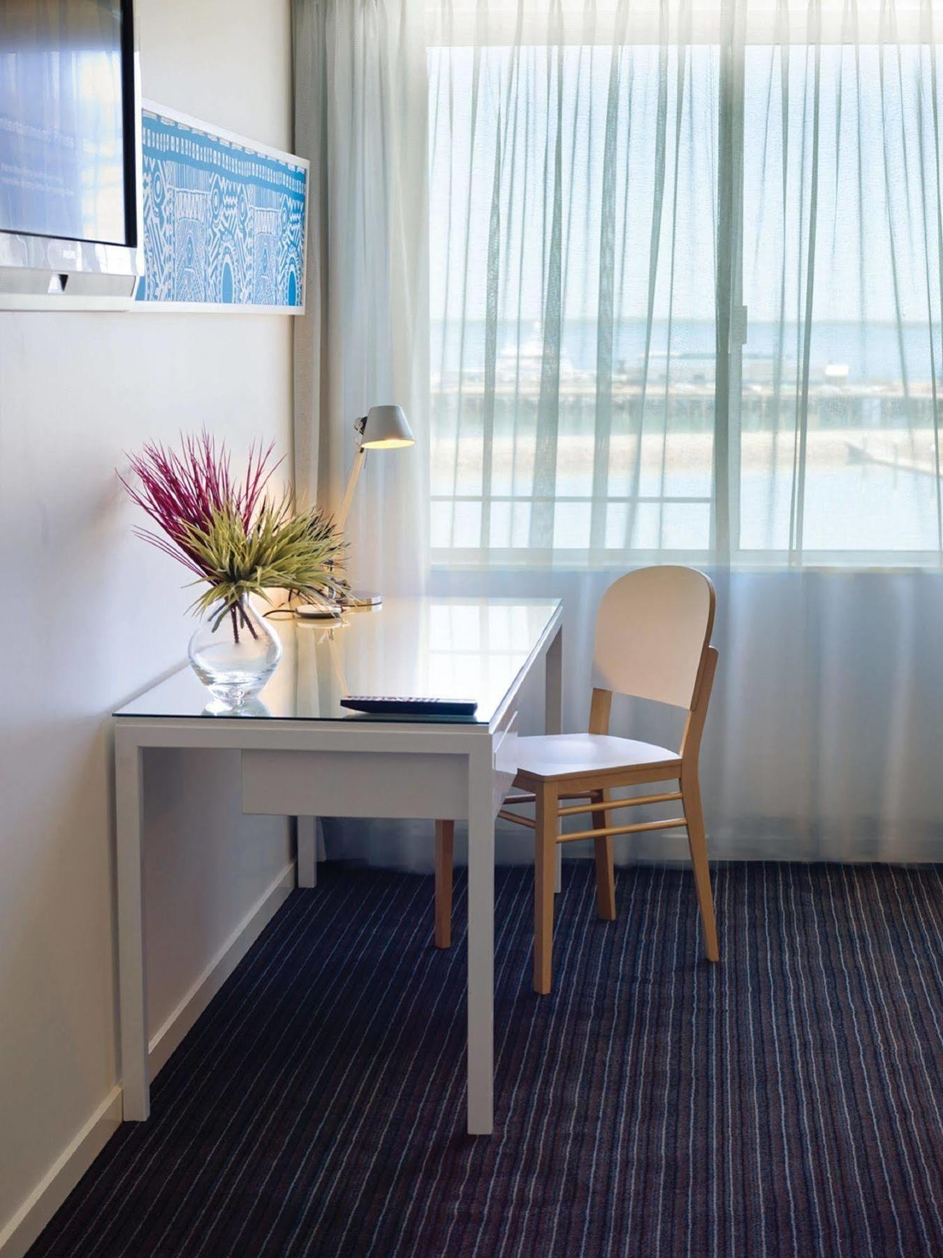 Vibe Hotel Darwin Waterfront Exteriör bild